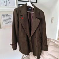 Wunderschöne Jacke ZARA M 40 Wollmantel Mantel khaki rot Hessen - Offenbach Vorschau