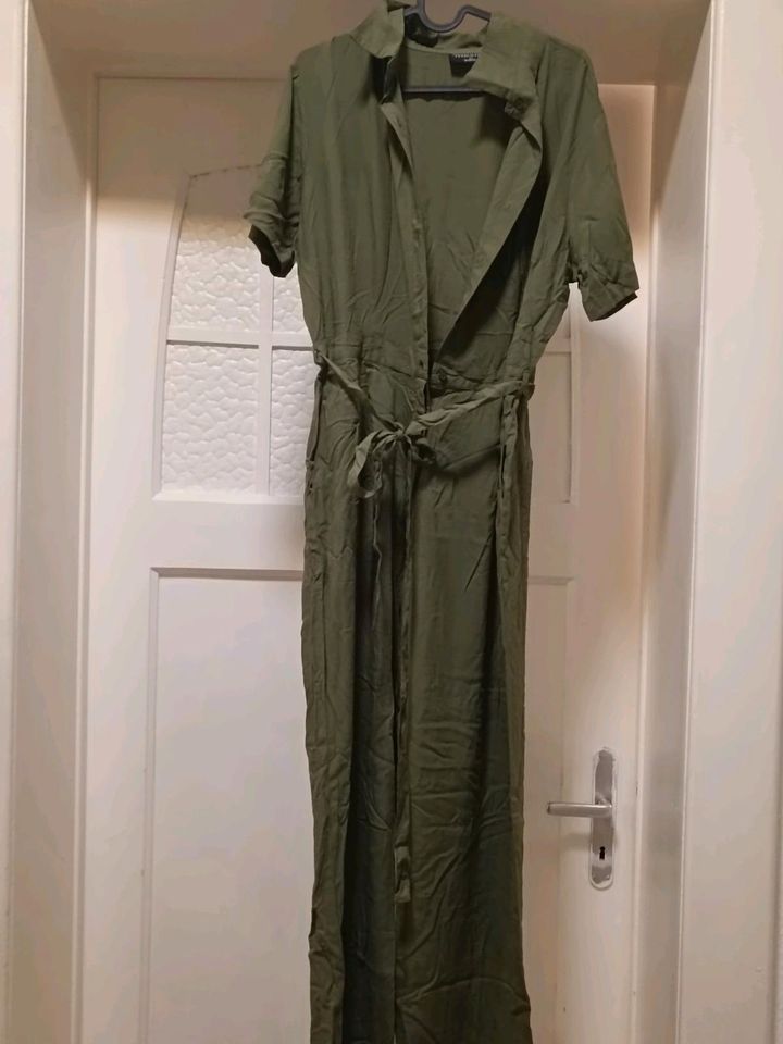 Grüner Jumpsuit XL in Krefeld