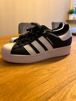 Adidas Superstar schwarz weiß Gr.41 TOP Bayern - Cadolzburg Vorschau