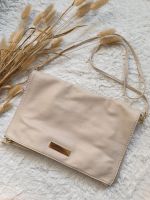 H&M Damen Tasche Umhängetasche beige Creme Kunstleder Rheinland-Pfalz - Kirchen (Sieg) Vorschau