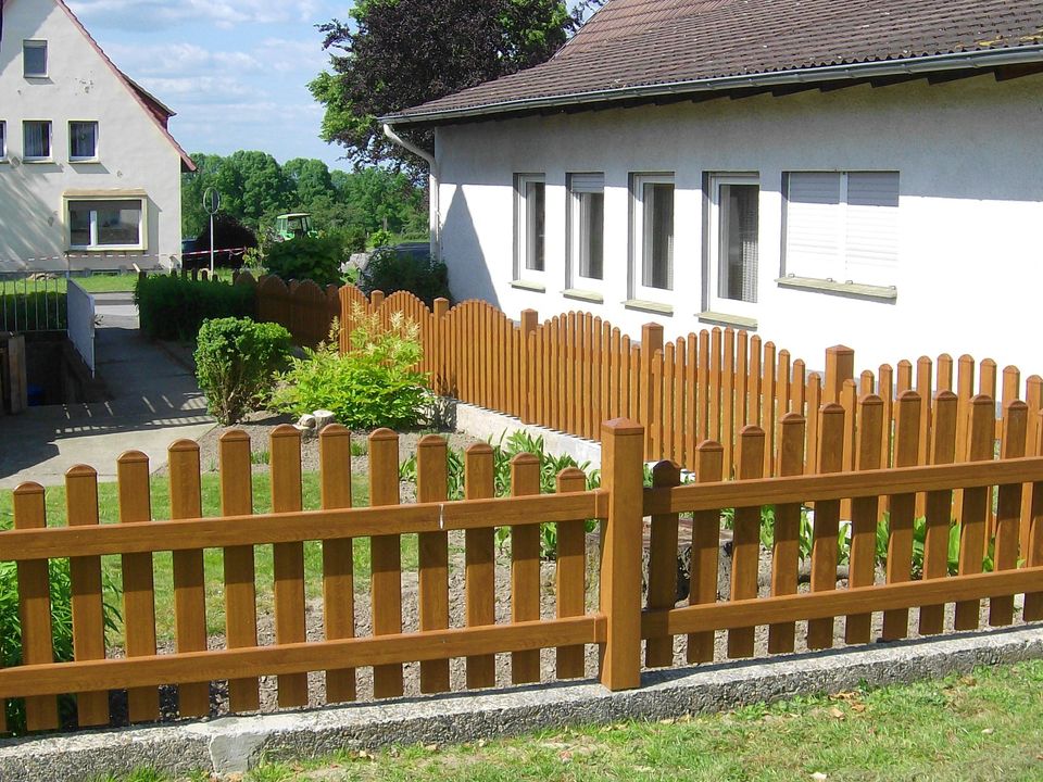 Gartenzaun Golden Oak Fensterkunststoff - nie wieder streichen - in Dorfen