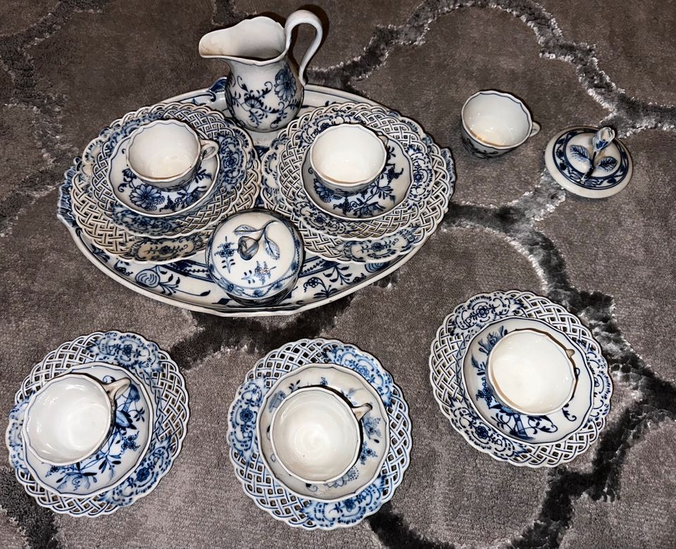 Meissen "Zwiebel" Muster Porzellan Tee- und Kaffeeservice in Lemgo
