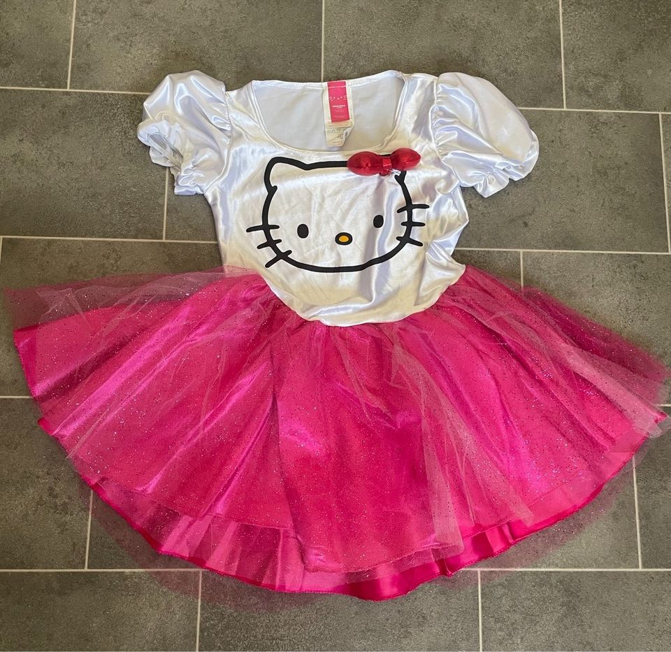 Hello Kitty Kleid Kostüm Gr. 122 128 134 in Nordrhein-Westfalen - Pulheim |  eBay Kleinanzeigen ist jetzt Kleinanzeigen