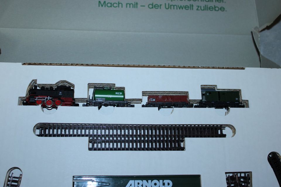 Arnold Spur-N 0100 Start Set Nr. A+B BR 80 + 3 Wagen in OVP in Neumünster