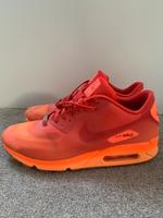 Nike Air Max 90 Hyperfuse Milano Gr. 40,5 rot Organe Niedersachsen - Edemissen Vorschau