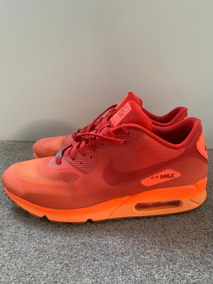 Nike Air Max 90 Hyperfuse Milano Gr. 40,5 rot Organe in Niedersachsen -  Edemissen | eBay Kleinanzeigen ist jetzt Kleinanzeigen