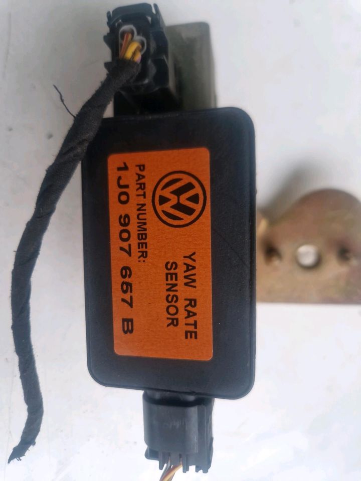 ✅ ✅Drehratensensor ESP Sensor 1J0907657B 1J1907637B VW AUDI in Langenbrettach