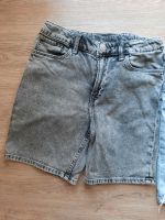 H&M Jeans Shorts kurze Hose grau 158 Niedersachsen - Emden Vorschau