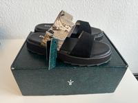 Sandalen Slides Neu Gr. 38 Köln - Chorweiler Vorschau