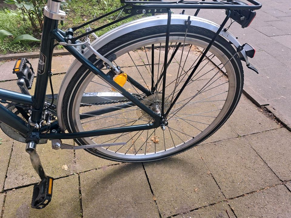 28 zoll fahrrad einwandfrei foll funktioniert in Düsseldorf