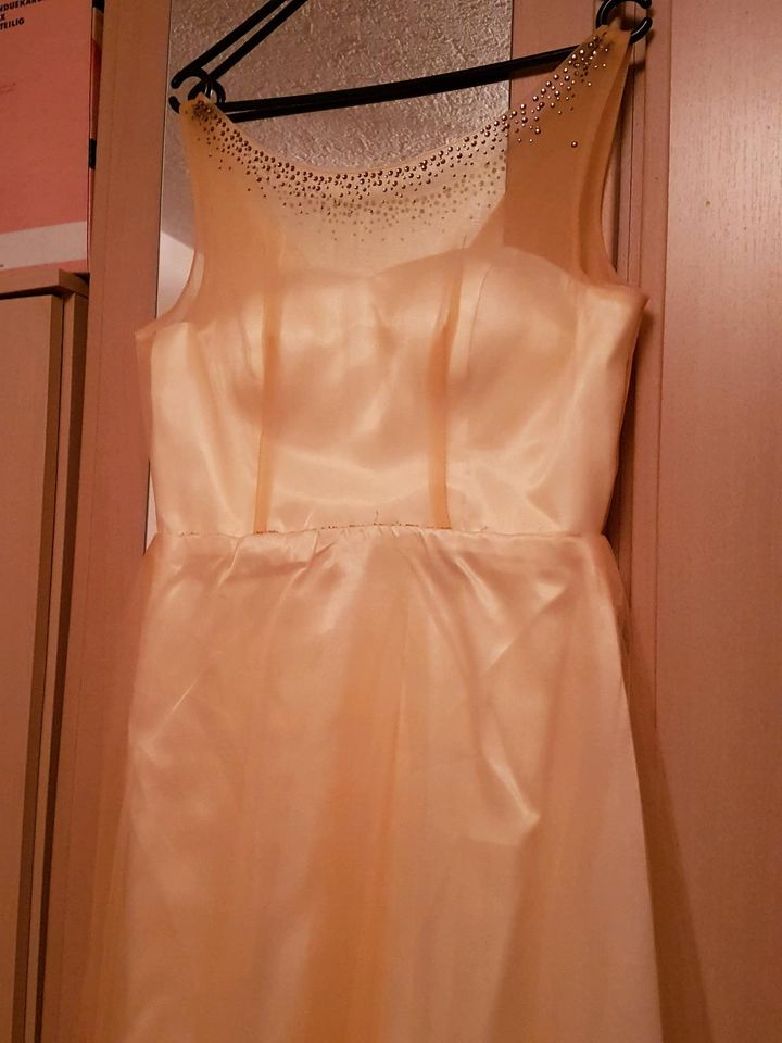 Brautkleid Abendkleid Ballkleid Hochzeitskleid Schützenfestkleid in Limbach-Oberfrohna