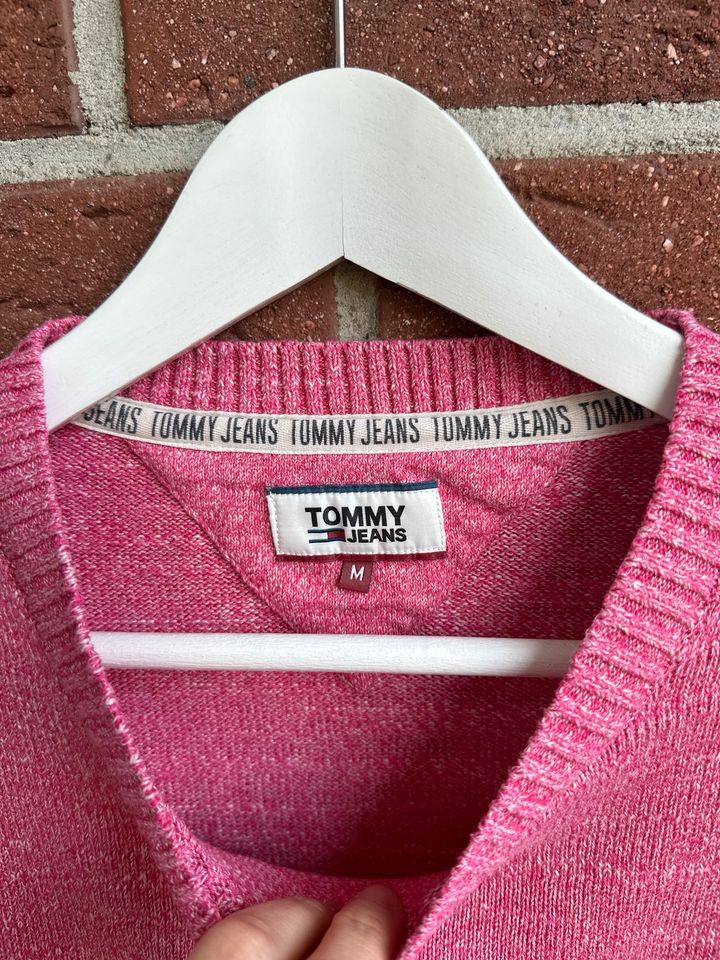 Tommy Hilfiger Jeans Pullover M in Rodenberg