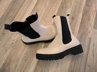 Stiefel / Stiefeletten / Boots (weiß/creme) Bayern - Großwallstadt Vorschau