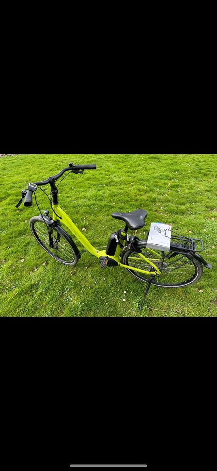 E-Bike Kalkhoff Damenrad Fahrrad wie Neu Bosch Motor Performance in Krefeld