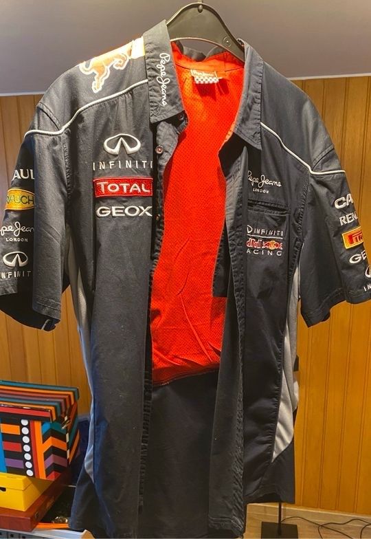 RED BULL Formel 1 Team Hemd in XL kaum getragen… in Lohmar