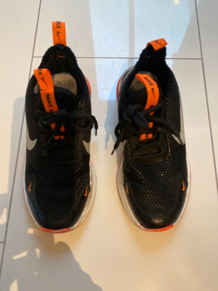 Nike Schuhe in Hamm
