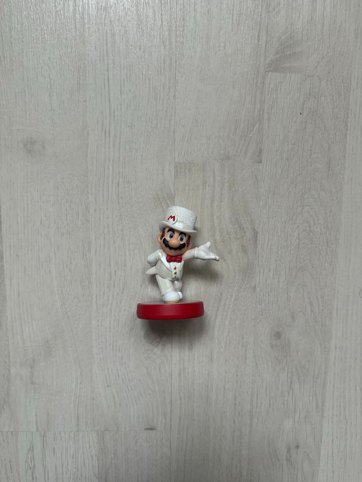 Nintendo Amiibo Hochzeit Mario in Köln