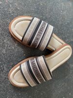 Michael Kors Slipper Sandalen Pantoletten Größe 37,5 Ludwigsvorstadt-Isarvorstadt - Isarvorstadt Vorschau