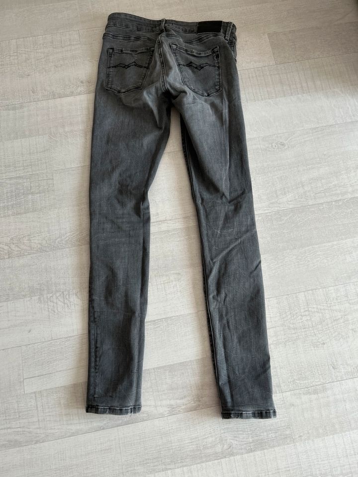 REPLAY ☀️ Jeans Modell Luz grau ☀️ Gr. W27 L30 wie neu in Hannover