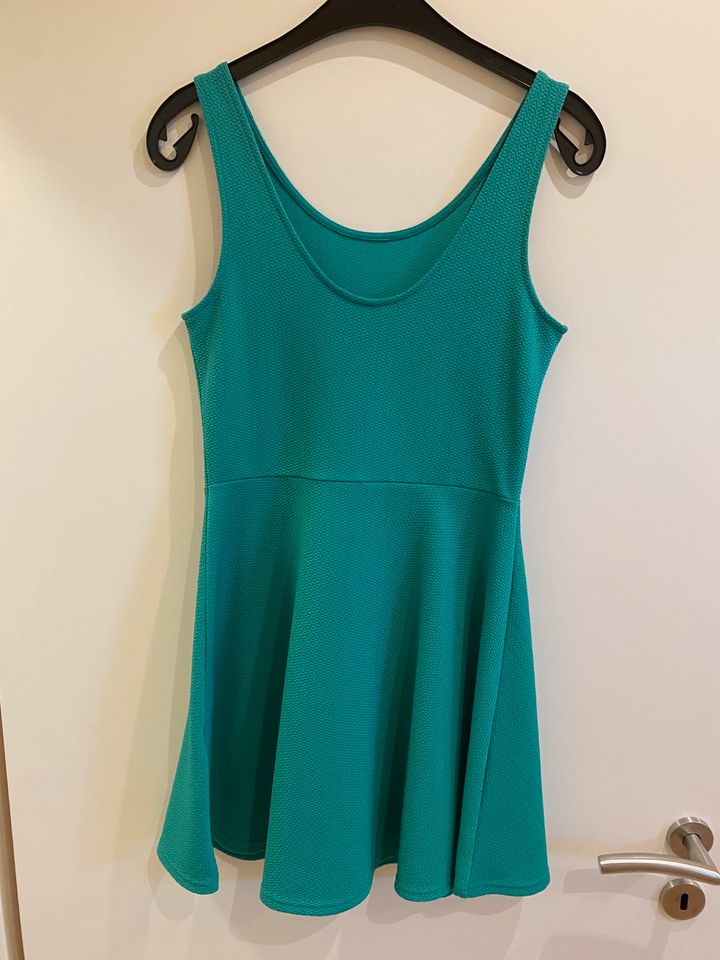 Kleid Damen Damenkleid petrol H&M 36 in Dessau-Roßlau