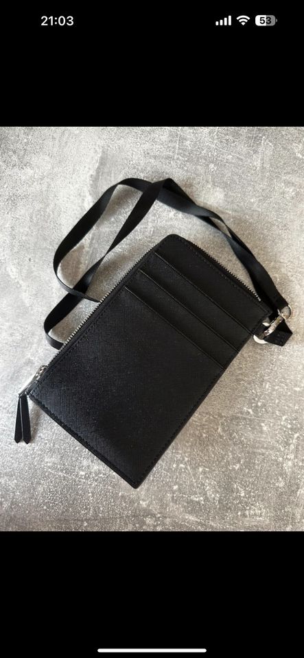 Karl Lagerfeld Handytasche in Duisburg