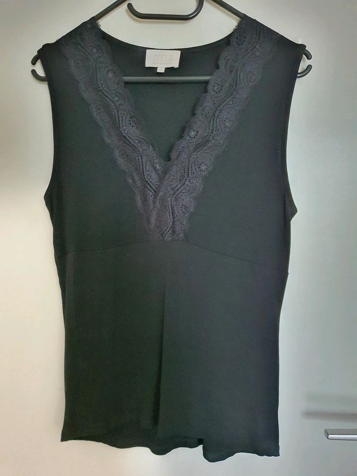 Top Spitze Gr. L XL XXL 44 46 48 50 NEU edel schwarz in Berlin