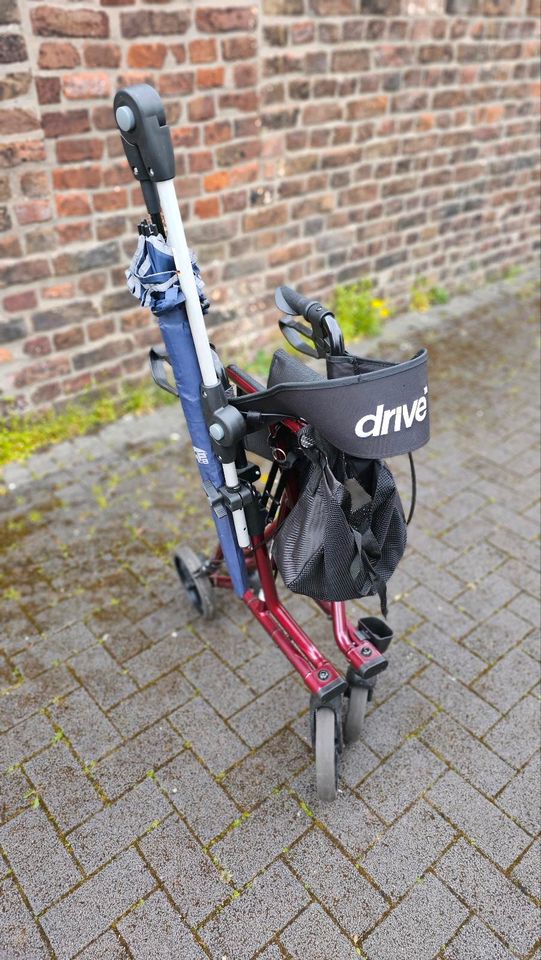 Outdoor Rollator  Drive Medical Torro MIT SCHIRM in Köln