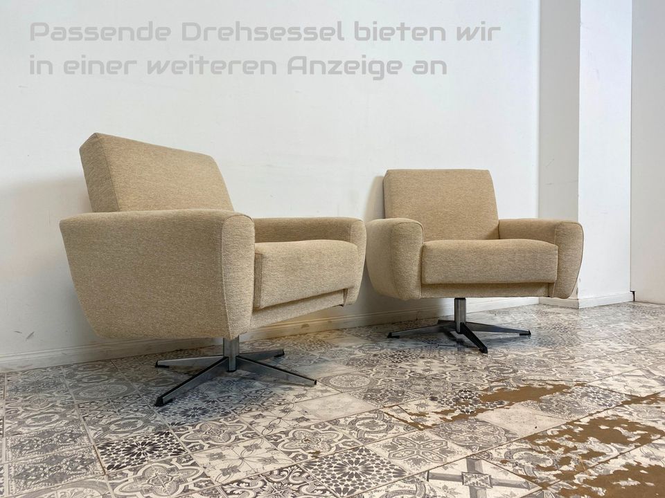 WMK Stilvolles und sehr gut erhaltenes 70er Jahre Sofa mit Bettfunktion, Bettwäschefach & weichem Originalbezug # 3er 3-Sitzer Couch Schlafcouch Schlafsofa Klappcouch Sitzgruppe Sitzgarnitur Vintage in Berlin