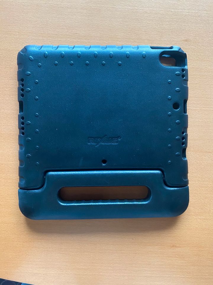 RIXUS IPad Air Hülle Case in Tornesch