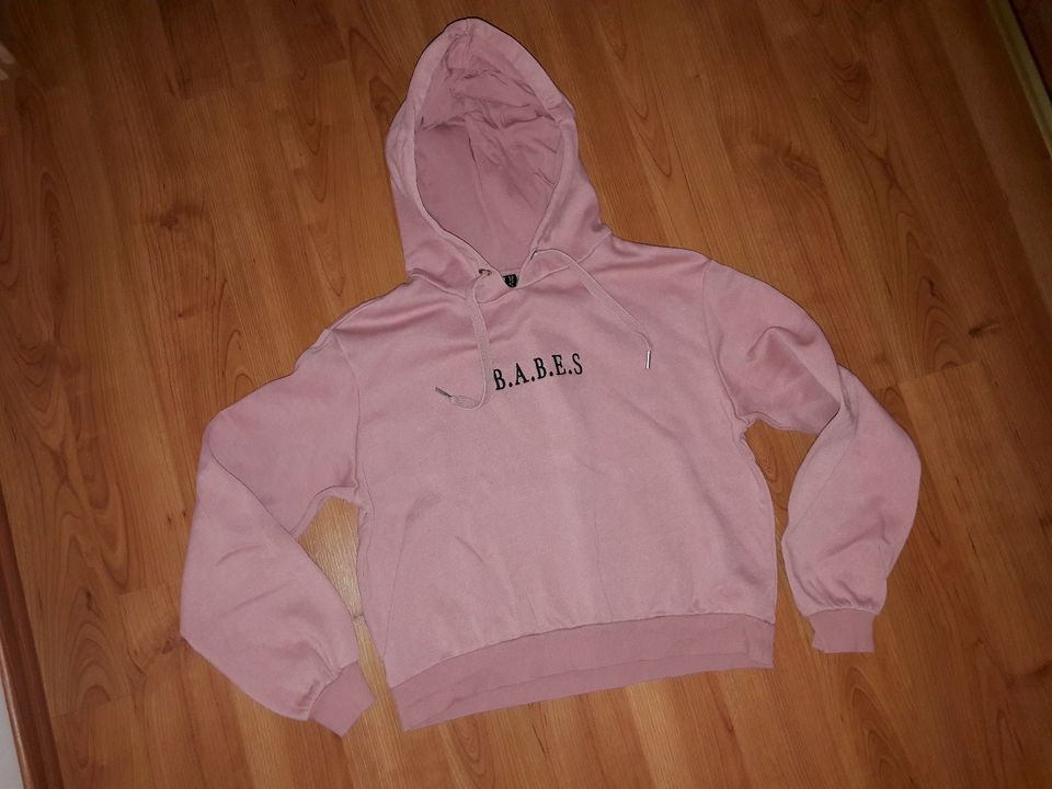 h&m kurzer Kapuzensweater cropped Hoodie Gr.XS fast wie neu in Rödental