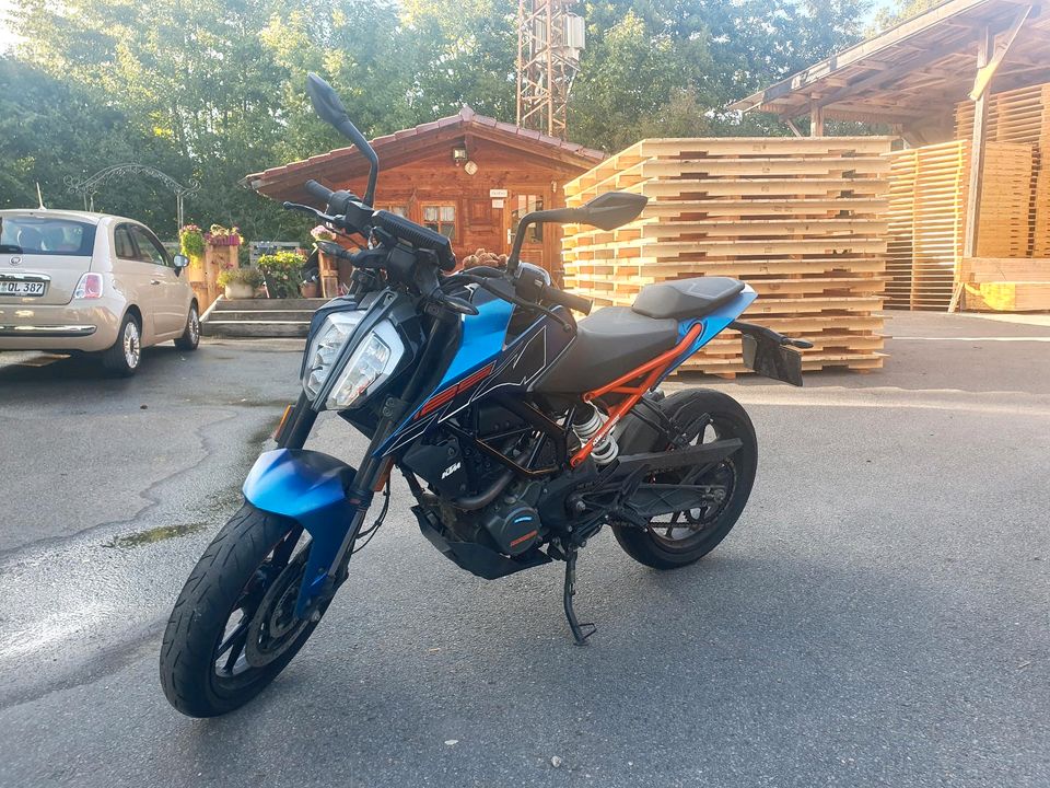 KTM Duke 125 in Schefflenz