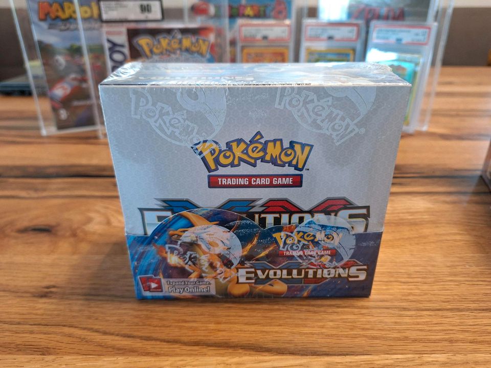 Pokemon Evolutions XY Display in München