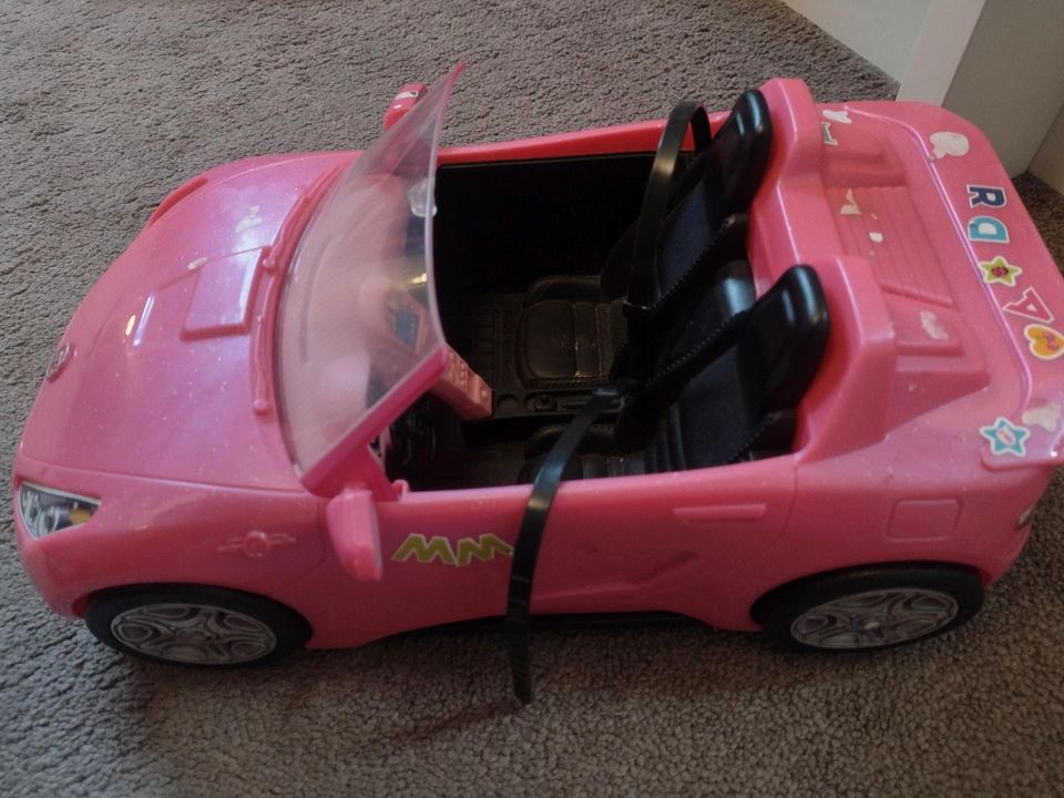 Barbie Auto Zweisitzer in Seth Holstein