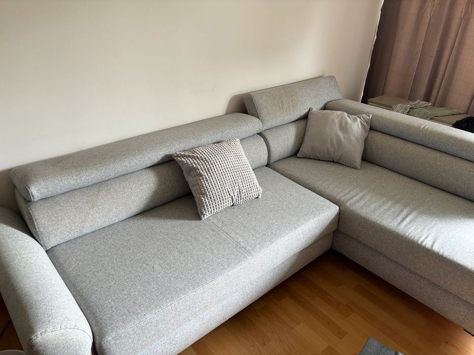 Couch zu verkaufen in Riedenburg