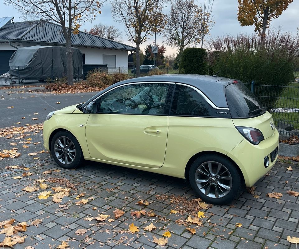 Opel Adam TÜV neu in Cham