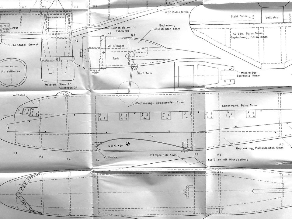 Bauplan Douglas DC 3 Dakota Spannw. 1588 mm in Wuppertal