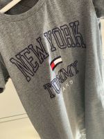 Tommy Hilfiger  Shirt Oberteil Größe M grau Frankfurt am Main - Innenstadt Vorschau