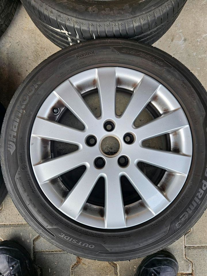 VW Passat B7 Alufelgen 4 x 215/55 R16 Sommerreifen. in Buttenwiesen