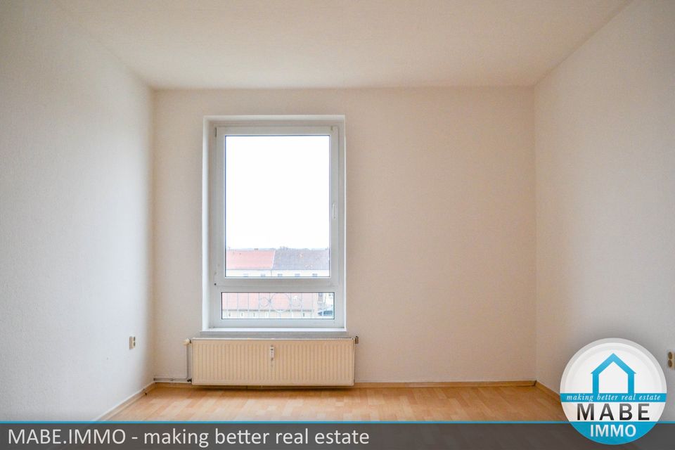 4-Zimmer-Wohnung im 1. OG und BALKON!  [auf Wunsch auch saniert] in Görlitz