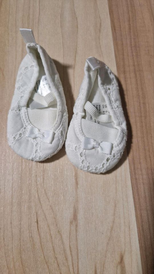 Weiße Schuhe Gr 13/15 Ballerina Neugeborene in Bischweier