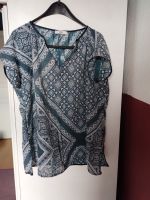Shirt T-Shirt Made in Italy blau weiß Muster luftig leicht Gr.42 Leipzig - Schleußig Vorschau
