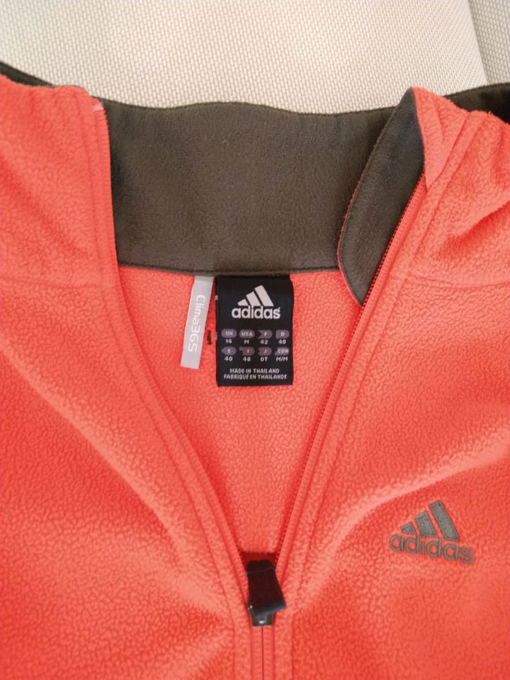 Adidas Fleecejacke - Größe 40 - sehr guter Zustand in Eschborn