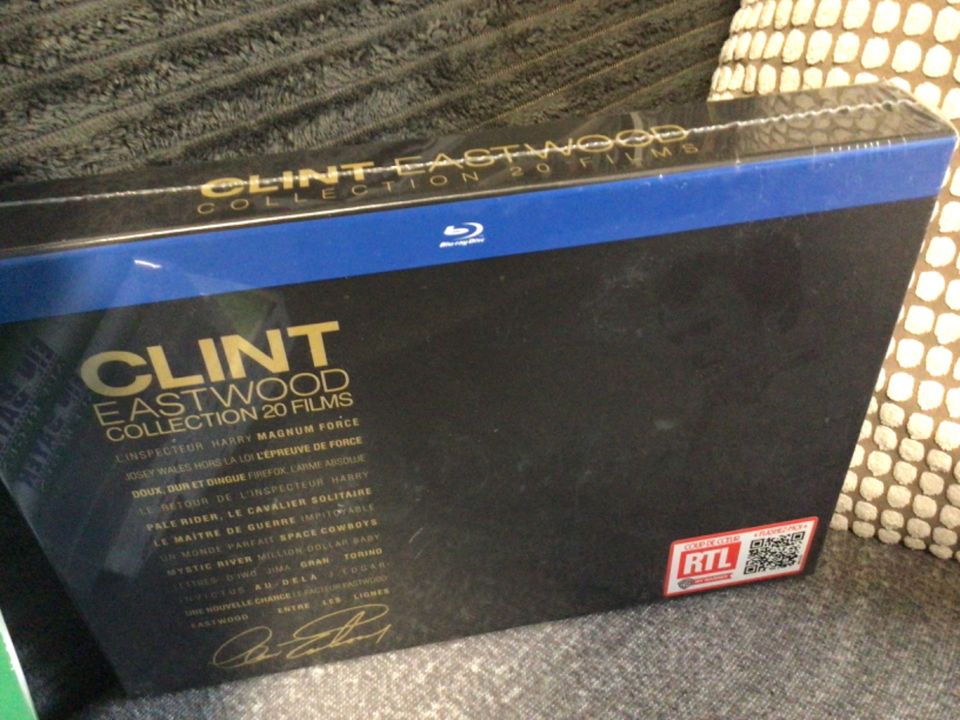 Clint Eastwood Collection [Blu ray] —19 von 20 Filmen auf deutsch in Berlin