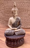 Buddha Figur elfenbein farben Nordrhein-Westfalen - Neunkirchen-Seelscheid Vorschau