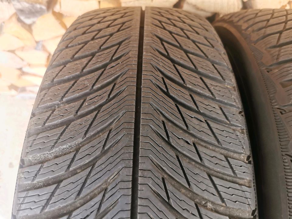 2 Winterreifen 235/65 R17 108H Michelin Alpin 5 SUV 5,5mm DOT 21 in Rietheim-Weilheim