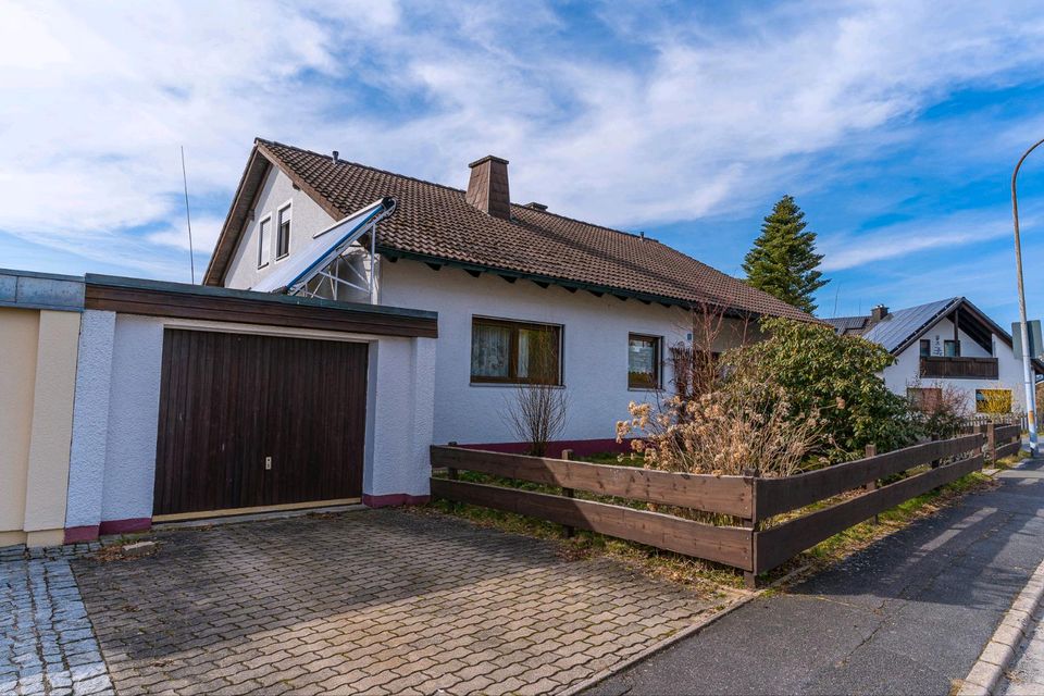 Ein- oder Zweifamilien Haus in Ebnath