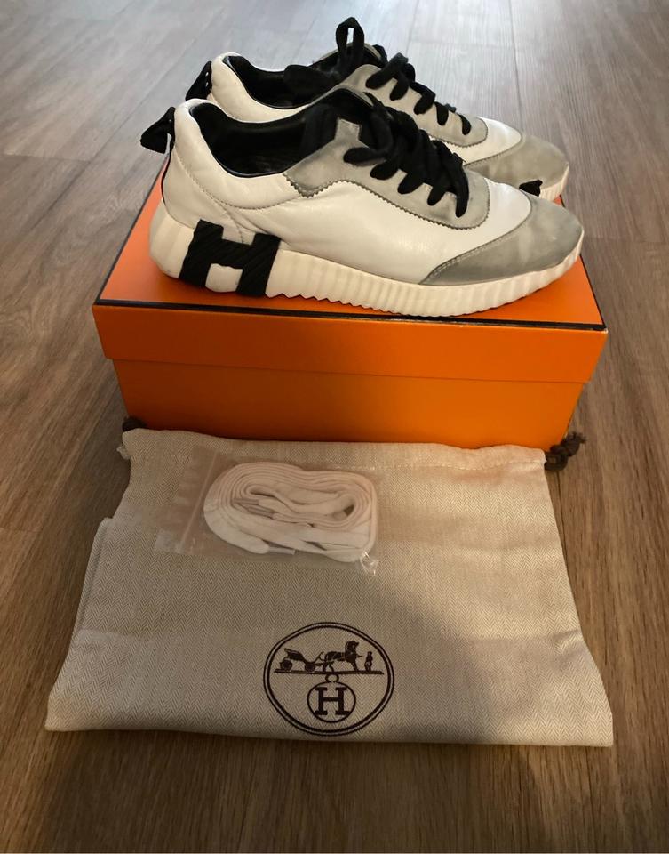 Original HERMÈS Sneaker in grau/ schwarz/ weiß, Größe 38 in Hanau