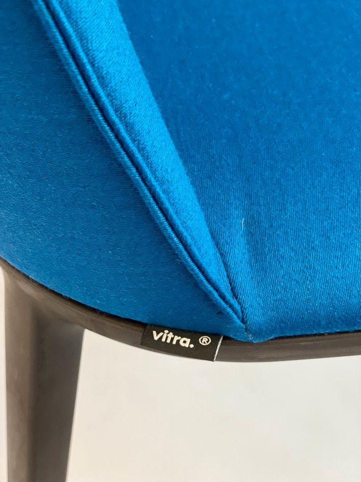VITRA Stuhl Softshell Side Chair in München