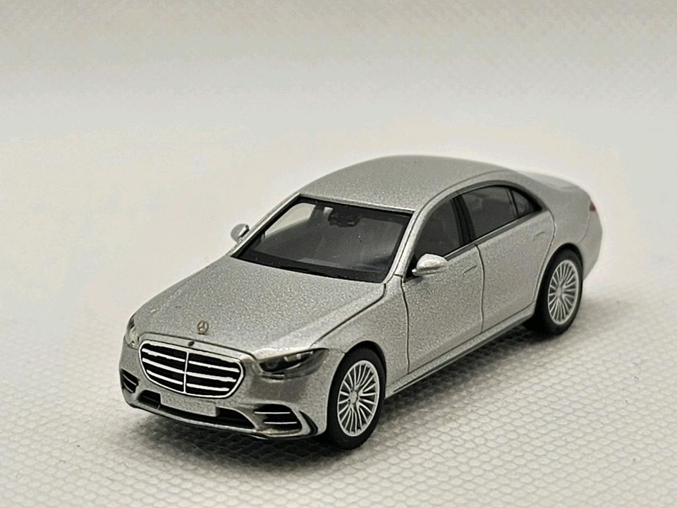 Herpa 1:87 Mercedes-Benz S klasse EQS in Heidenheim an der Brenz