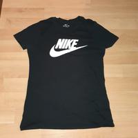 Nike T-shirt Gr.XS Brandenburg - Schwedt (Oder) Vorschau